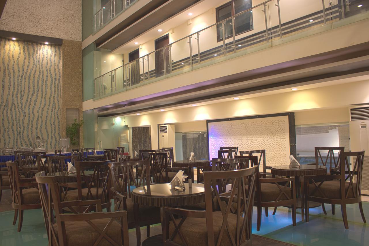 Grand Imperial Hotel Ню Делхи Екстериор снимка