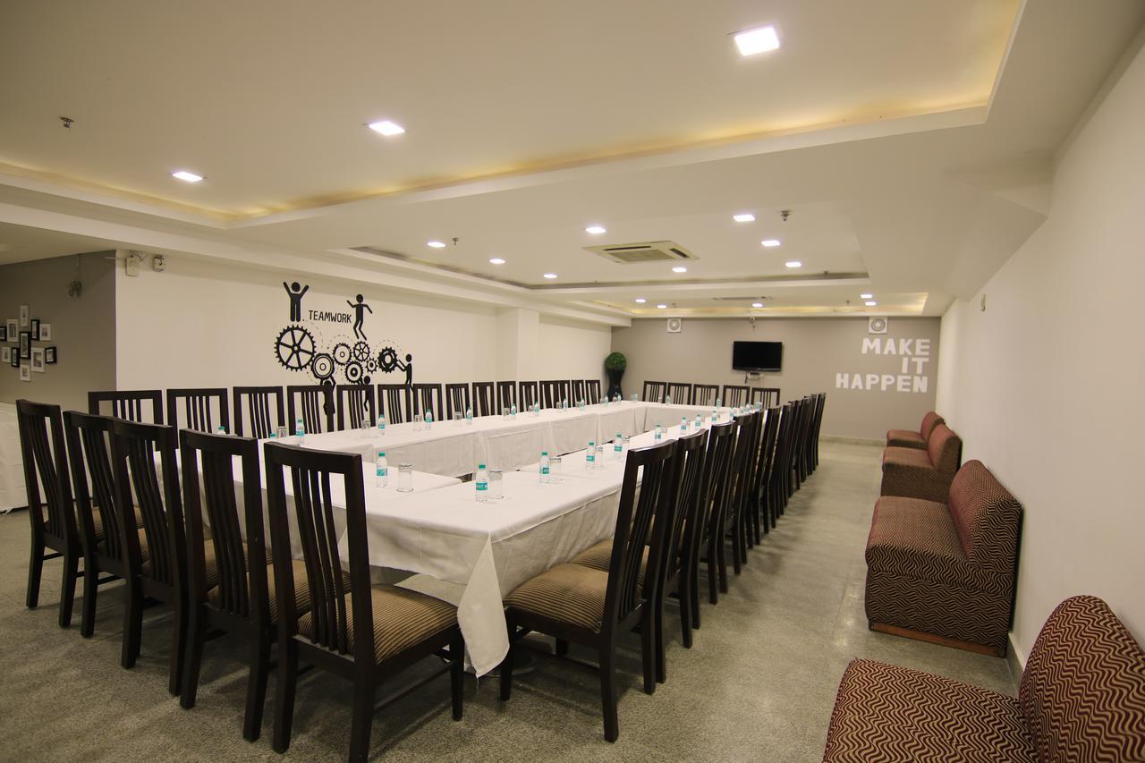 Grand Imperial Hotel Ню Делхи Екстериор снимка
