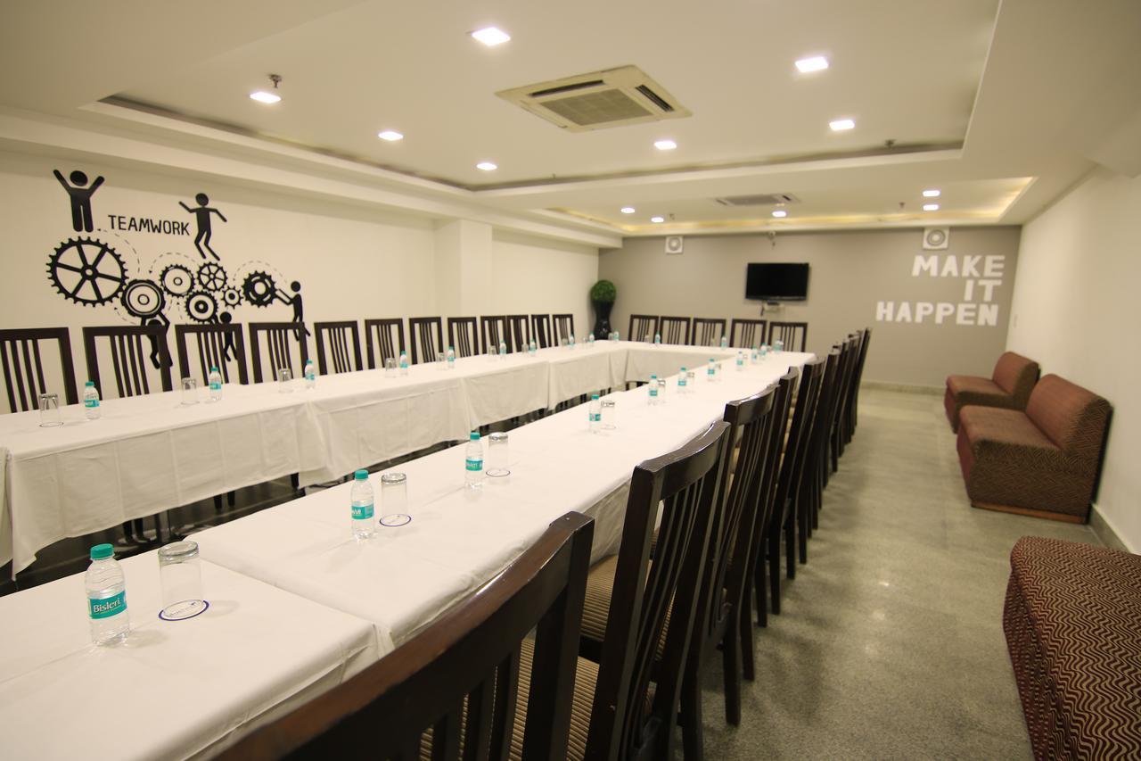 Grand Imperial Hotel Ню Делхи Екстериор снимка